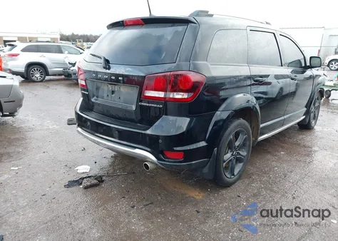 2020 Dodge Journey Crossroad from USA, damaged, VIN 3C4PDCGB3LT270973
